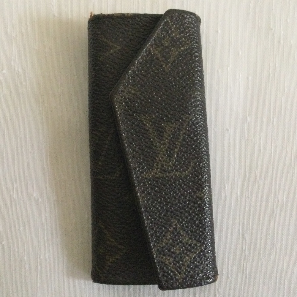 Vintage Louis Vuitton Key Holder Trifold Collectible 1980’s